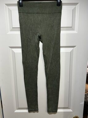 Green Ribbed Leggings